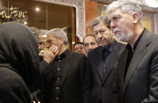 وزیر فرهنگ و ارشاد